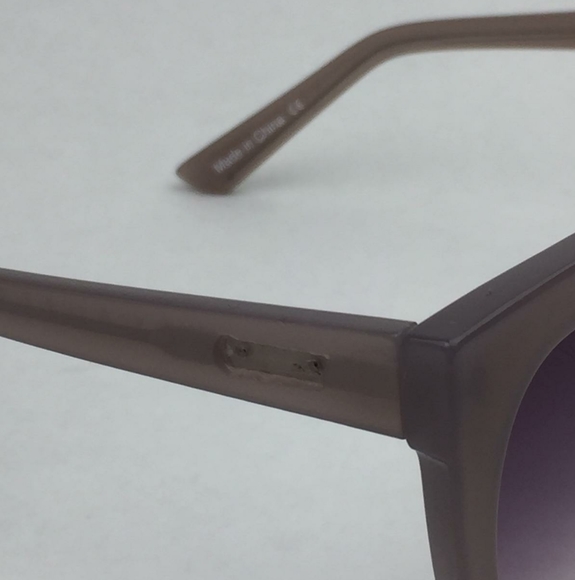 QUAY AUSTRALIA Noosa 50mm Square Sunglasses - Picture 16 of 16